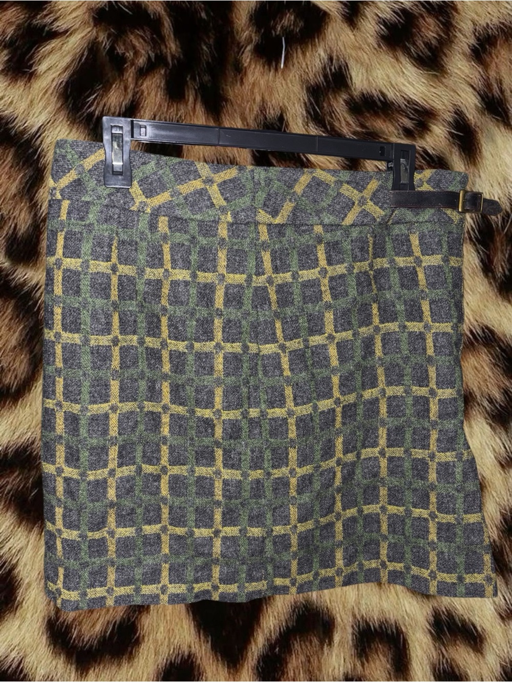 (SIZE 12P) ANN TAYLOR LOFT Wool Blend Check Skirt